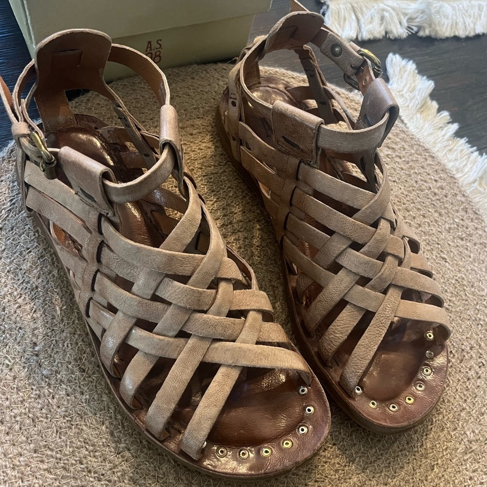 A.S. 98 Ralston strappy weave sandal in color taupe - Picture 2 of 6
